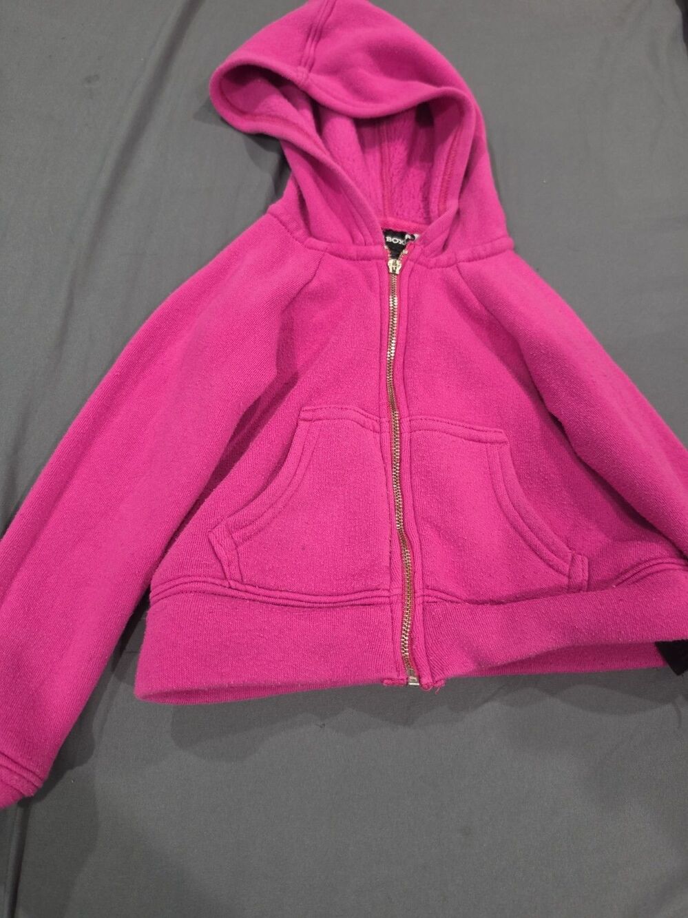 Thick-haired zipper and hoodie is from the Joe Boxer brand Todler - 18 M 93